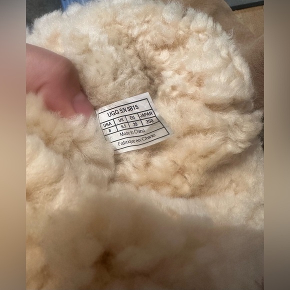 Ugg classic tall sand boots - Picture 5 of 5